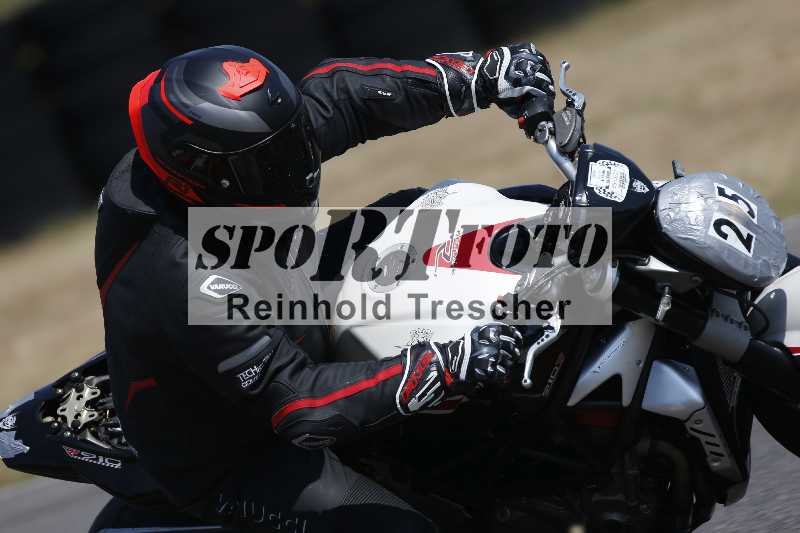 Archiv-2023/28 05.06.2023 Moto Club Anneau du Rhin/blanc-novice/25